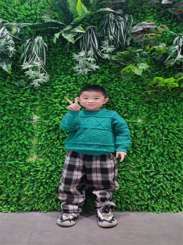 中六班 李义彬.png 中六班 李义彬.png