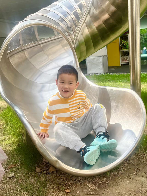 大五班周一楠.jpg 大五班周一楠.jpg