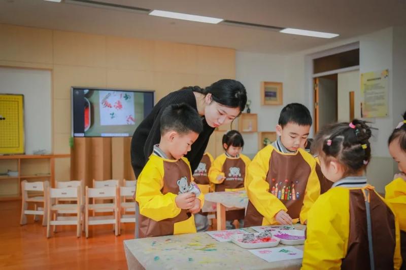 俞钱.jpg 俞钱.jpg