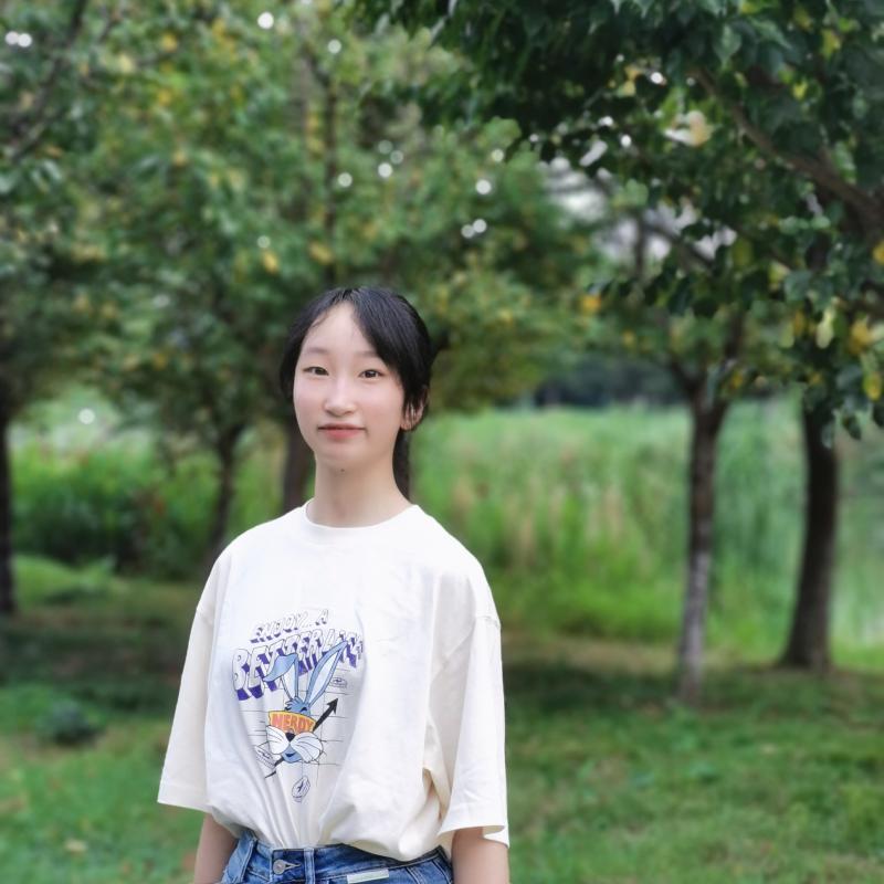 陈李彤.jpg 陈李彤.jpg