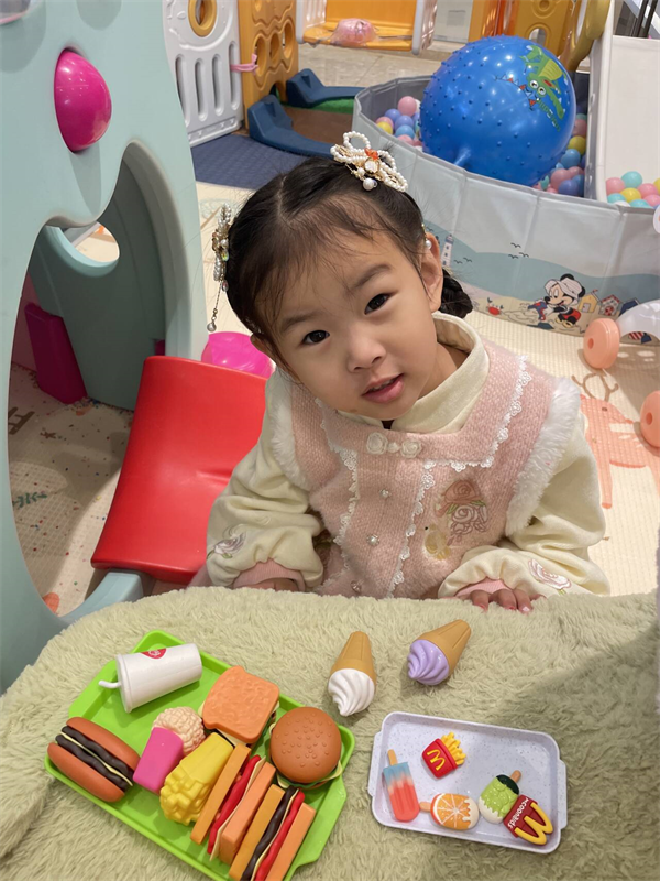 小四班 张玥瑶.png 小四班 张玥瑶.png