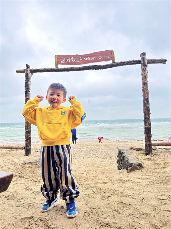 小八班 盛益谦.jpg 小八班 盛益谦.jpg