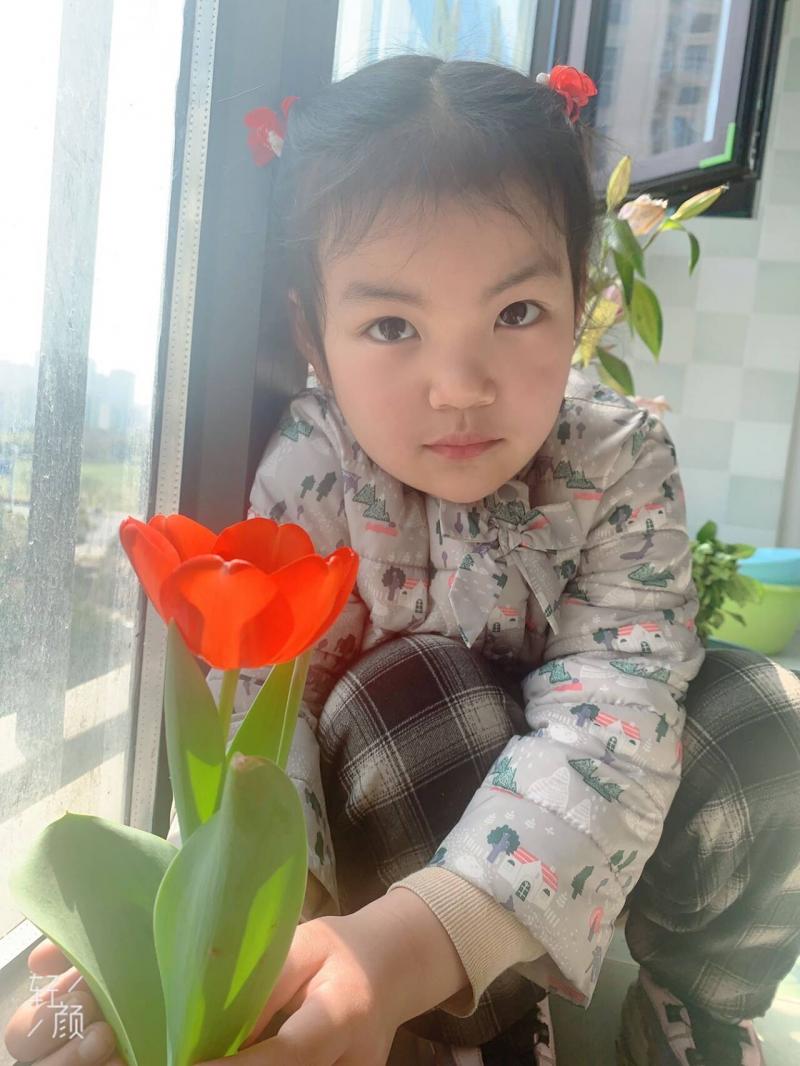 徐弘钰.jpg 徐弘钰.jpg