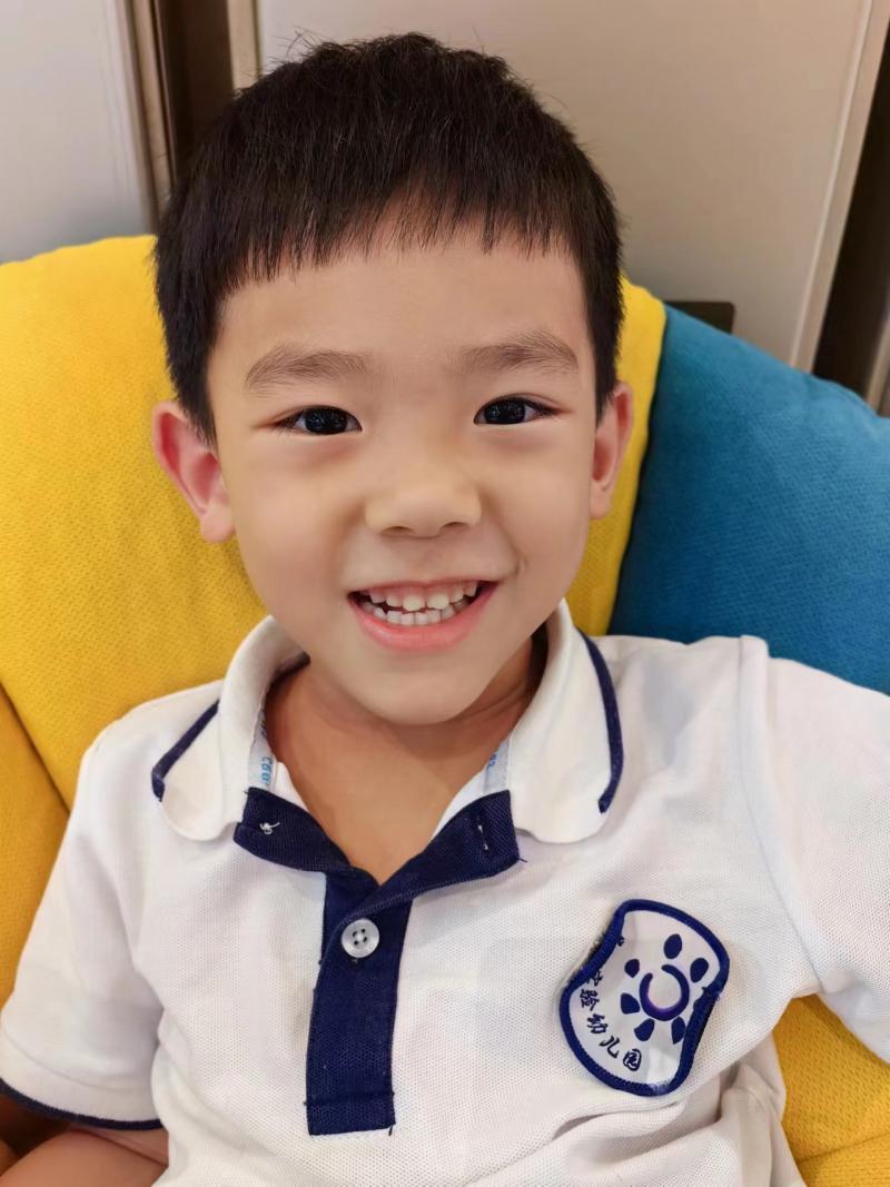 中三班刁怀耀.jpg 中三班刁怀耀.jpg