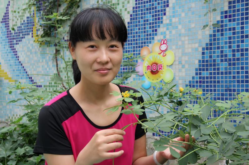 唐秋红.jpg 唐秋红.jpg