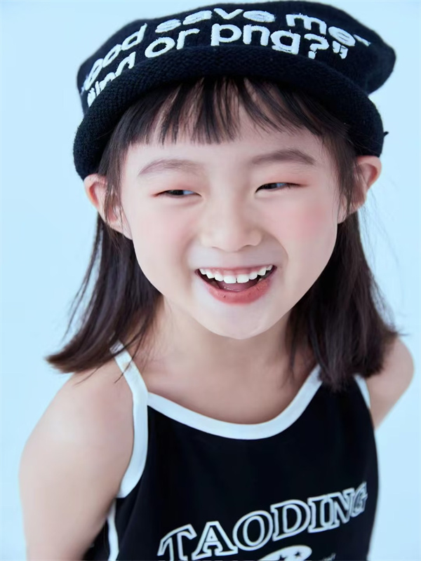 大五班李瑞恩.jpg 大五班李瑞恩.jpg