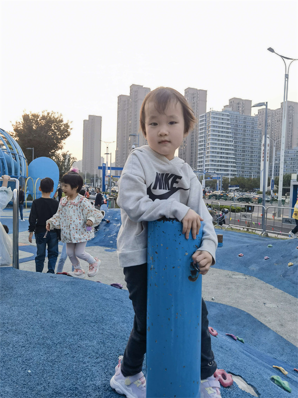 小二班王璟晨.jpg 小二班王璟晨.jpg