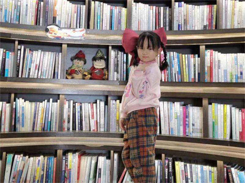 大二班杨淳伊.jpg 大二班杨淳伊.jpg