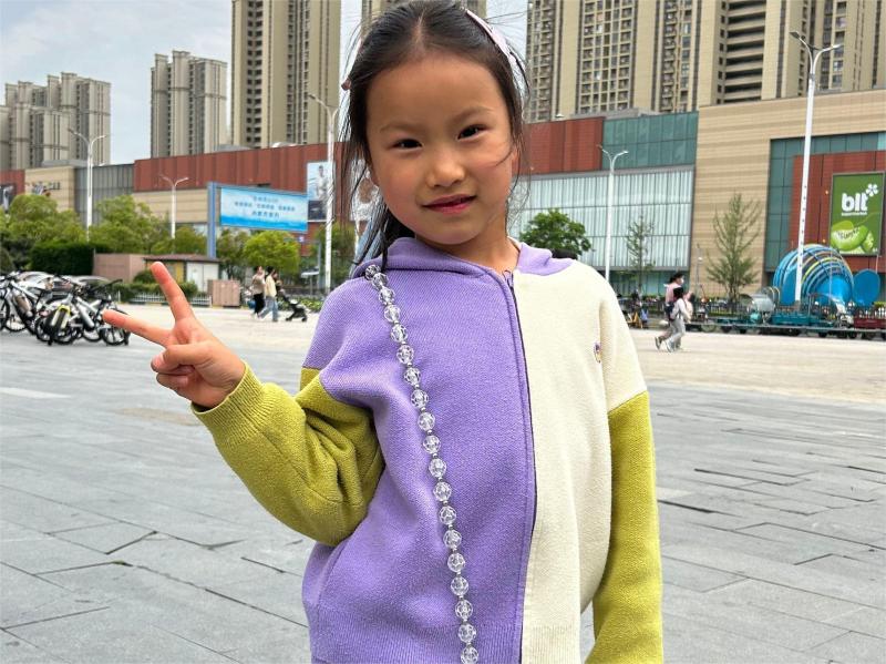 大六班杜希颜.jpg 大六班杜希颜.jpg