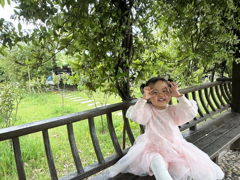 小一班 王怿彤.jpg 小一班 王怿彤.jpg