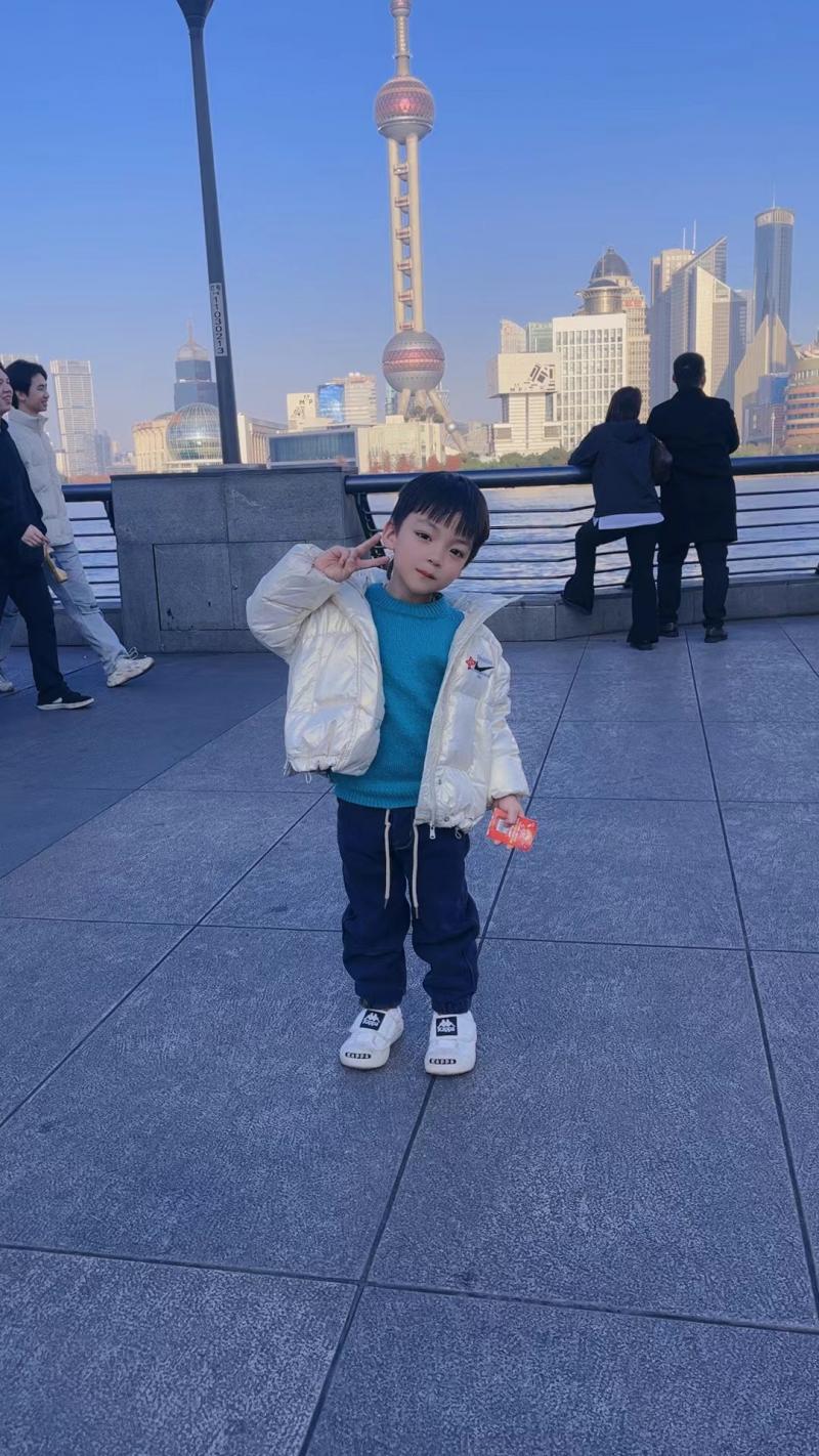 中二班: 陈准毅.jpg 中二班: 陈准毅.jpg