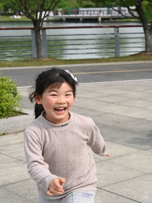 中四班:费沐橙(编辑后).jpg 中四班:费沐橙(编辑后).jpg