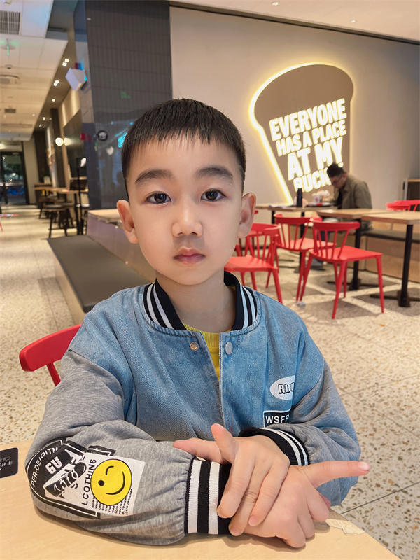 中二班 王康宥.jpg 中二班 王康宥.jpg