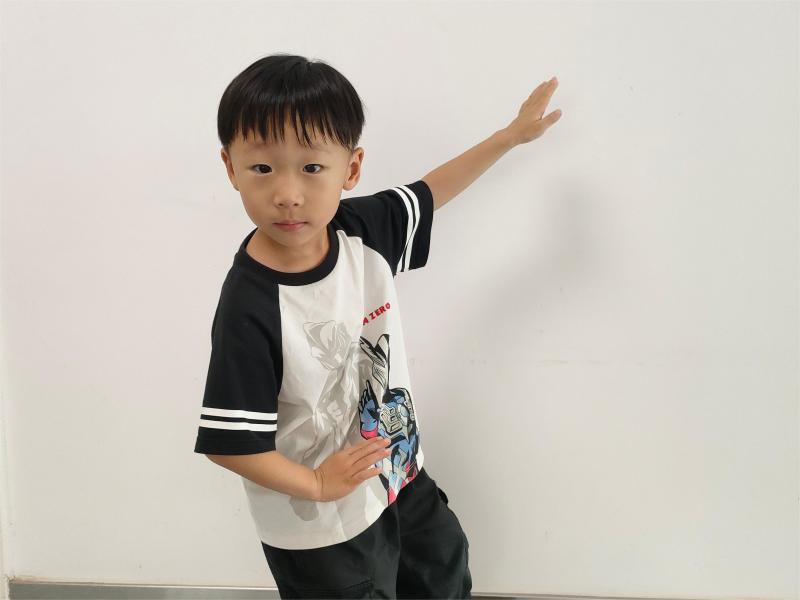 中一班 沈粲雨.jpg 中一班 沈粲雨.jpg