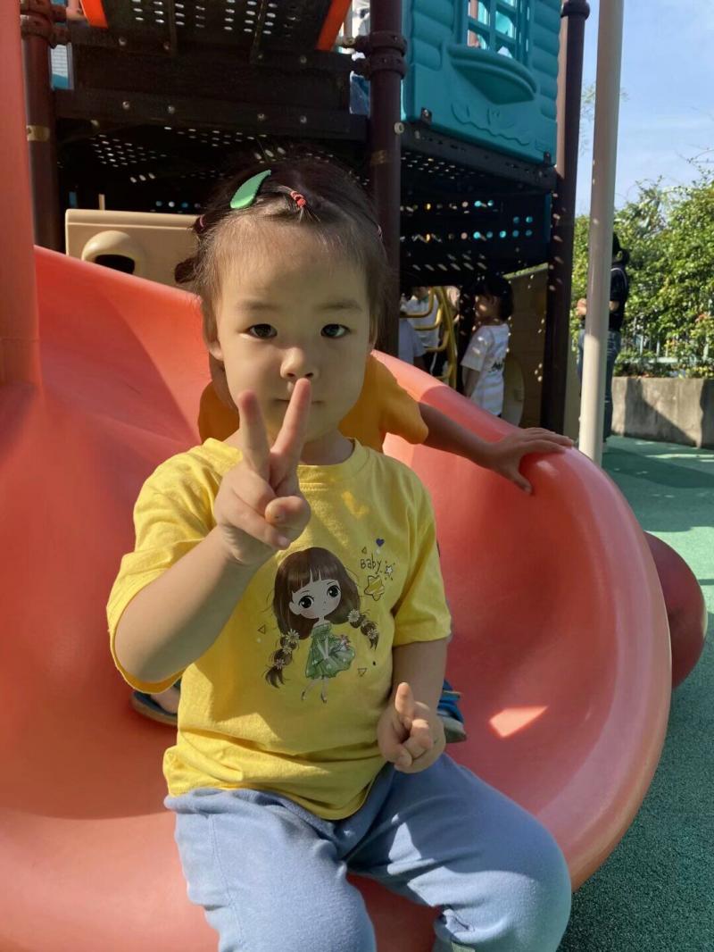 沈馨悦.jpg 沈馨悦.jpg