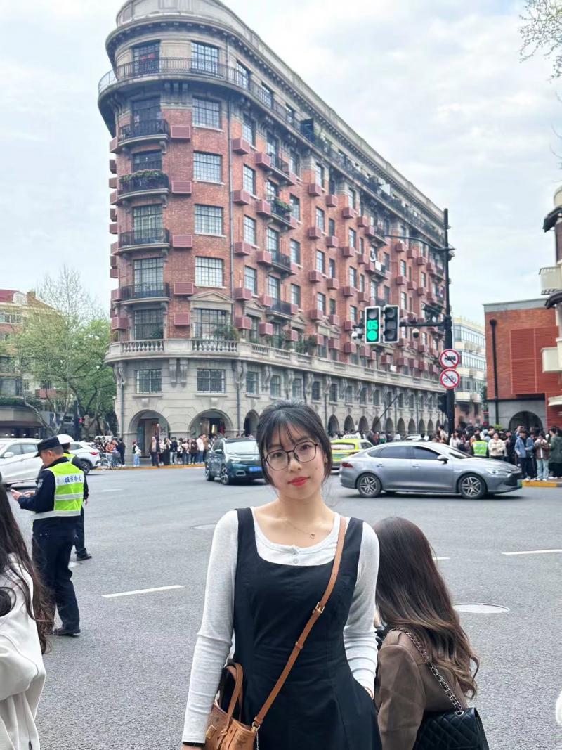 毕夏秋.jpg 毕夏秋.jpg