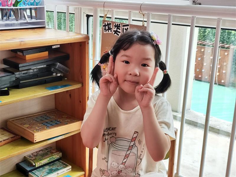 大三班 孙果鸾.jpg 大三班 孙果鸾.jpg