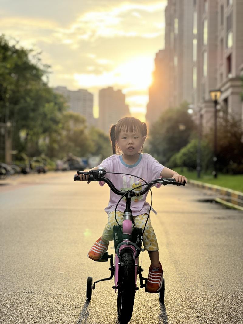 陈麒羽.jpg 陈麒羽.jpg