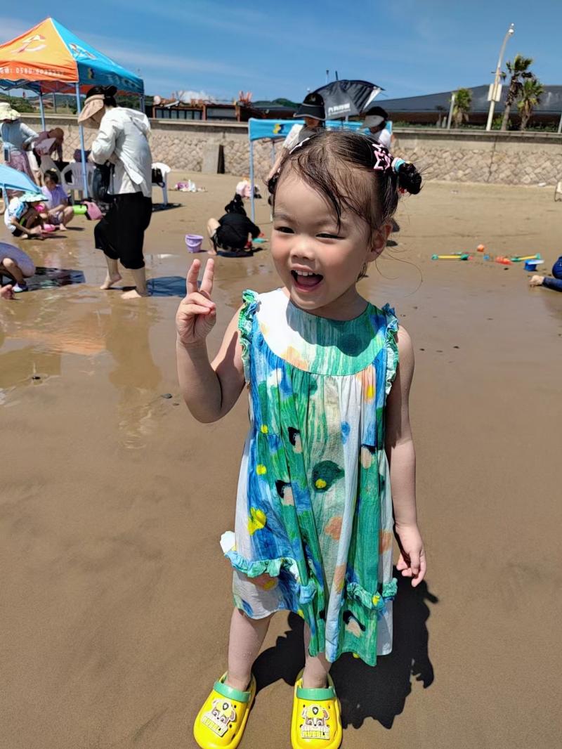 中二班 杨书瑾.JPG 中二班 杨书瑾.JPG