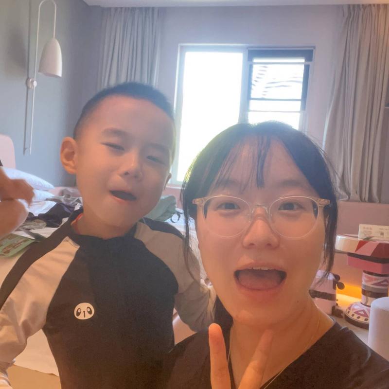 高雪莲.png 高雪莲.png