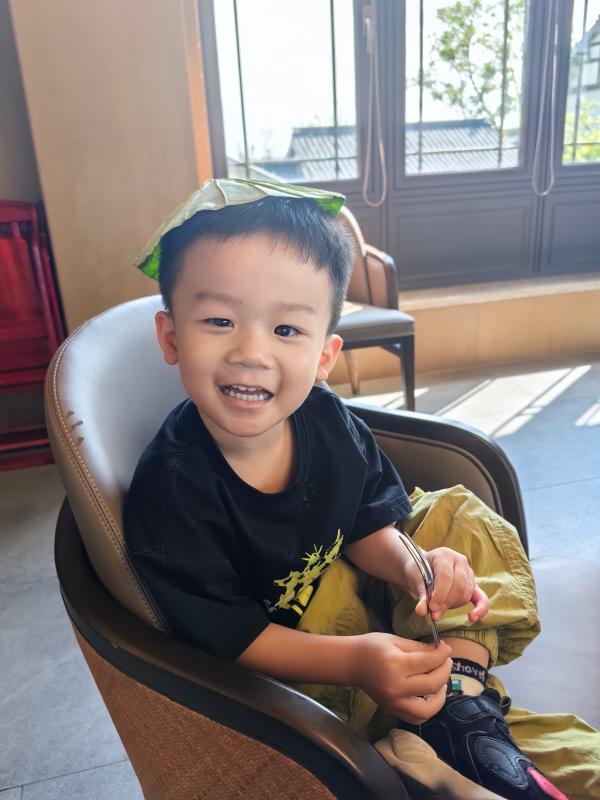 小三班蒋以然:照片(编辑后).jpg 小三班蒋以然:照片(编辑后).jpg