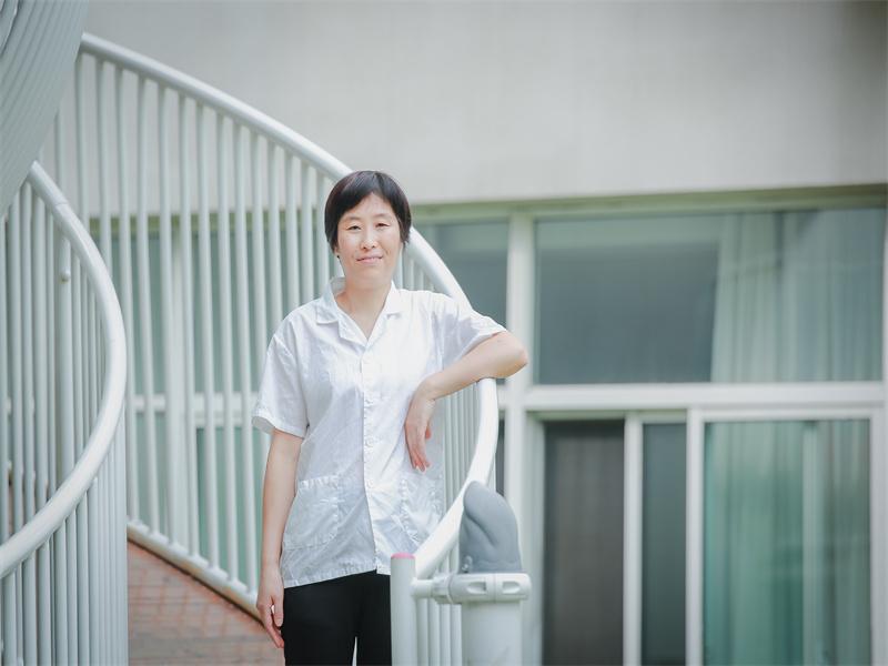 陆海英.jpg 陆海英.jpg