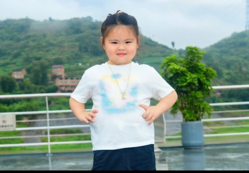 小一班:诸玥熙.jpg 小一班:诸玥熙.jpg