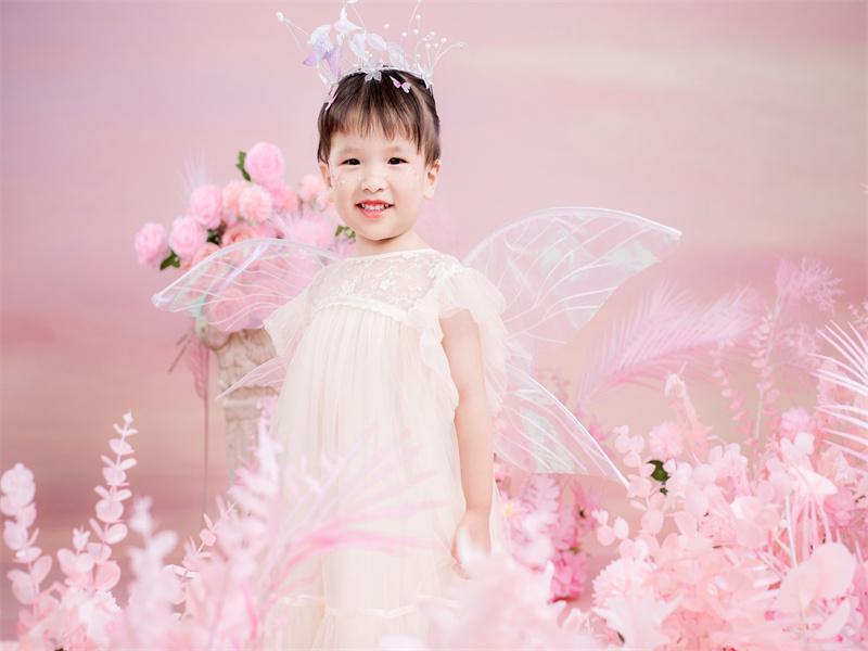 小一班 周子奕.jpg 小一班 周子奕.jpg