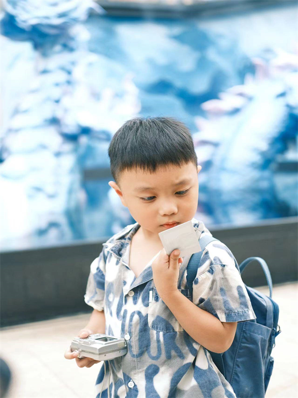 中二班 张则裕.png 中二班 张则裕.png