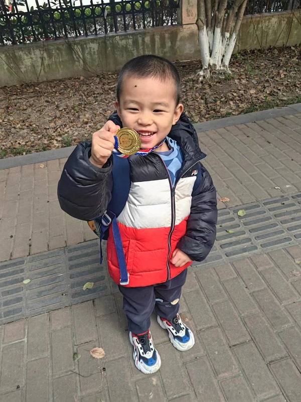 大二班:孙鸣谦 (已编辑).jpg 大二班:孙鸣谦 (已编辑).jpg