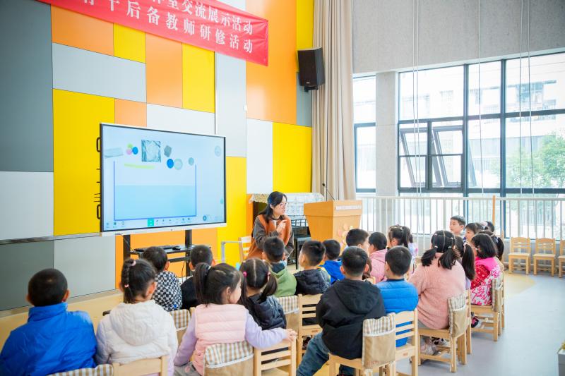 IMG_1203.jpg IMG_1203.jpg