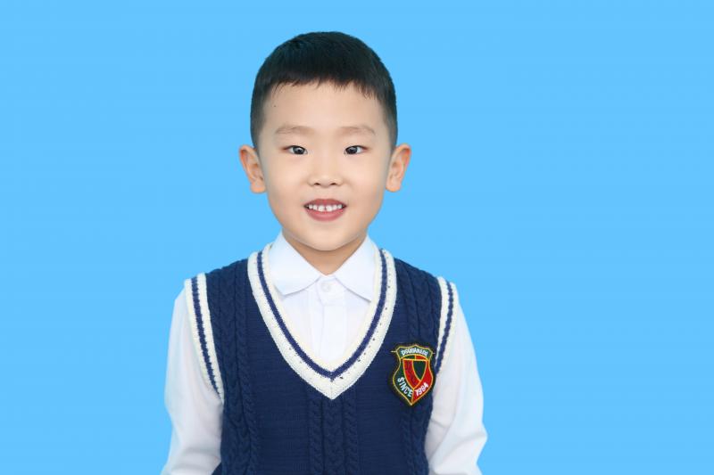 中四班王乐.png 中四班王乐.png