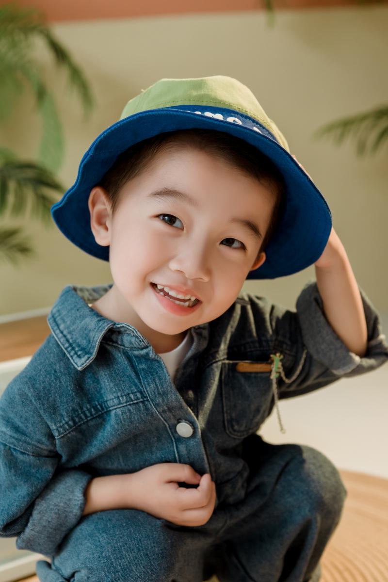 中二班:徐立轩.jpg 中二班:徐立轩.jpg