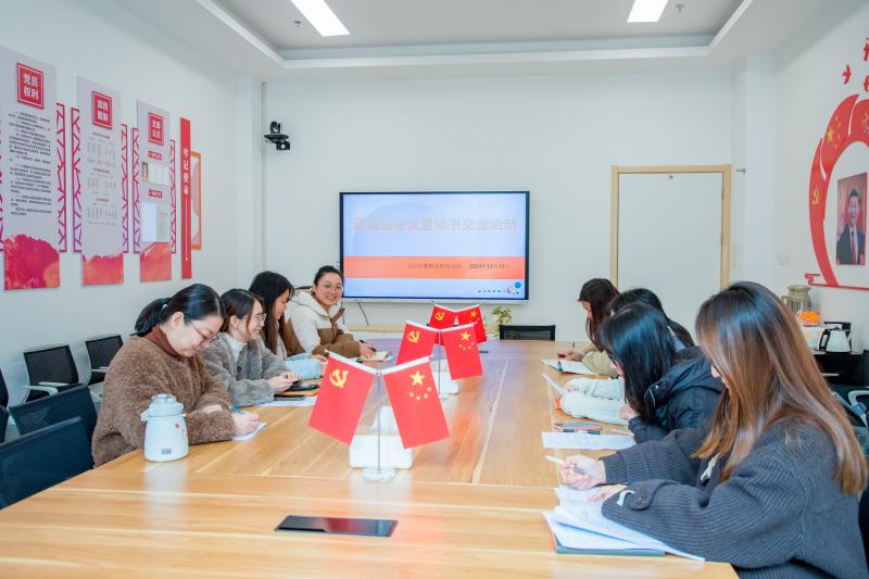 IMG_1717.jpg IMG_1717.jpg