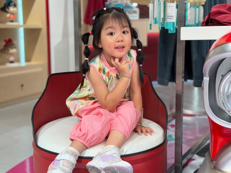 钮诗晗.jpg 钮诗晗.jpg