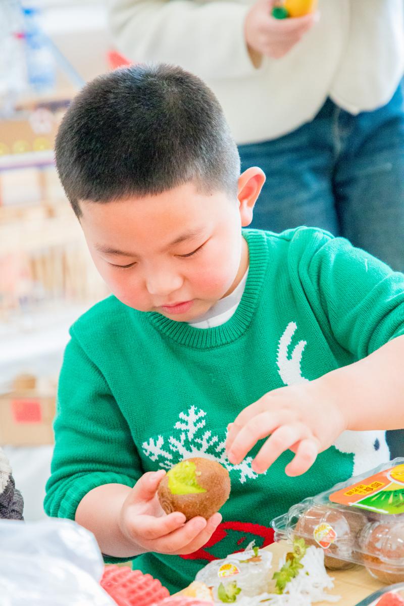 大三班:丁昕航.jpg 大三班:丁昕航.jpg