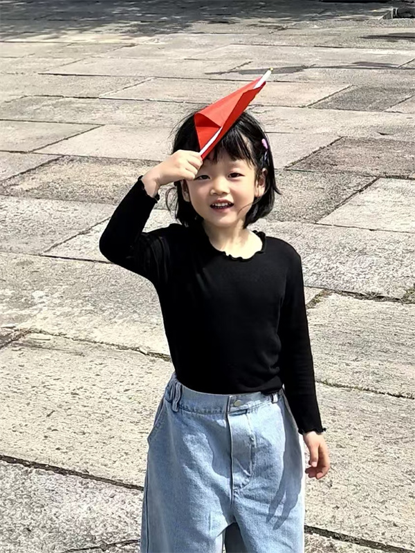 中四班 方书柠.jpg 中四班 方书柠.jpg