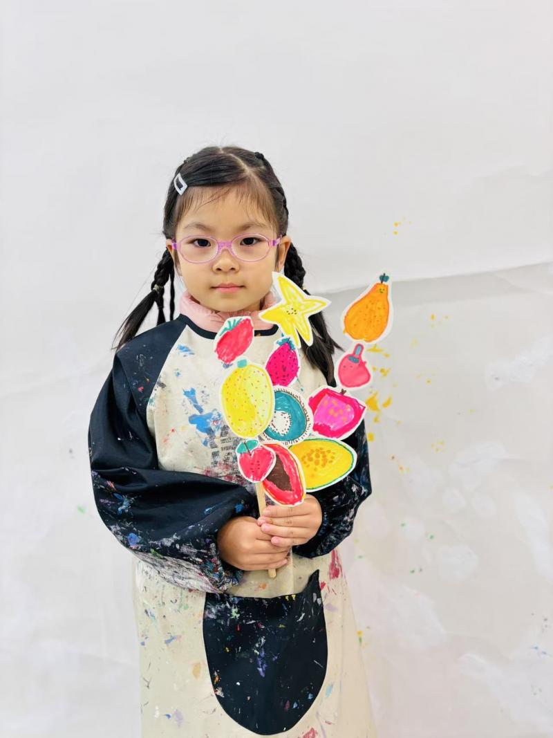 大四班冯婧晗.jpg 大四班冯婧晗.jpg