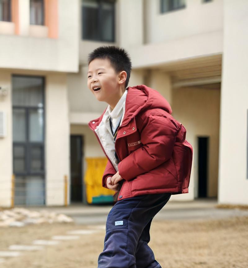 李奕铭.jpg 李奕铭.jpg