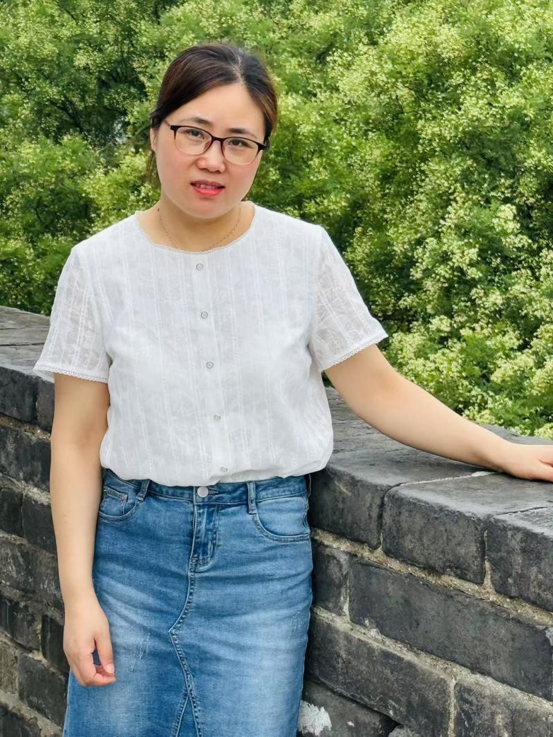 戴萍文.jpg 戴萍文.jpg