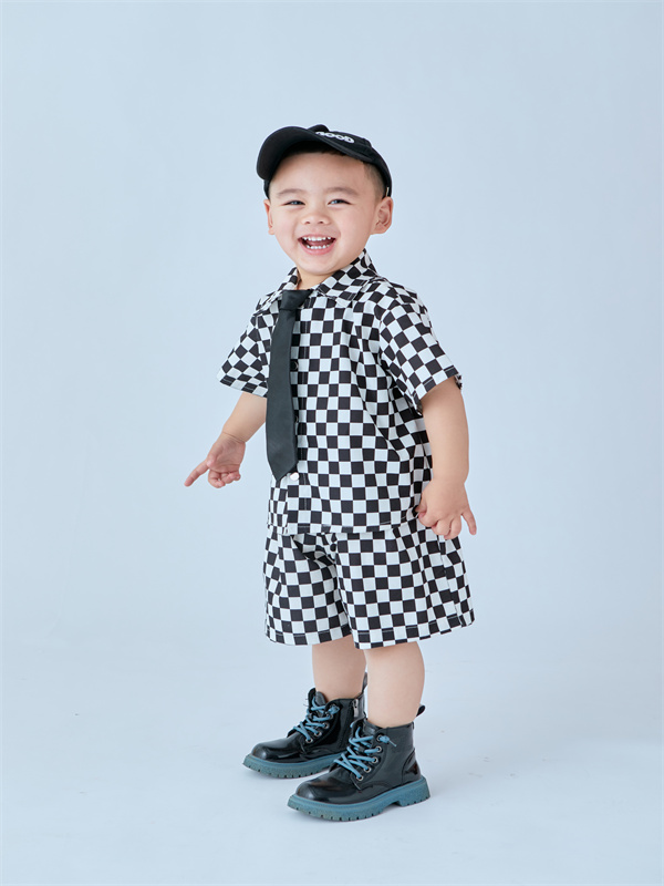 小二班赵艺.jpg 小二班赵艺.jpg