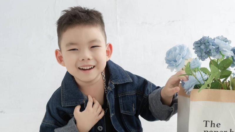 中四班 韩奕之.jpg 中四班 韩奕之.jpg