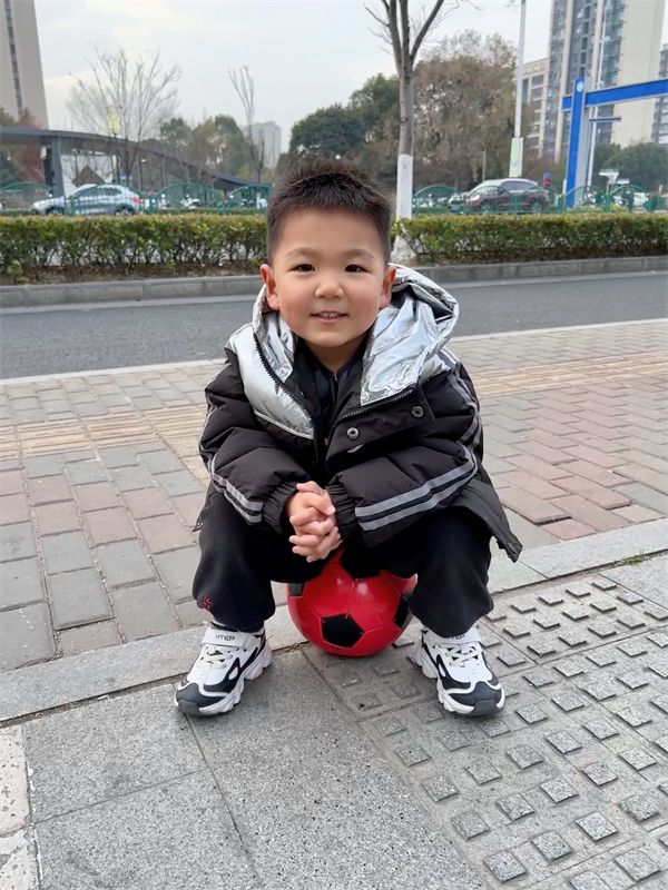 小四班吴思恒.png 小四班吴思恒.png