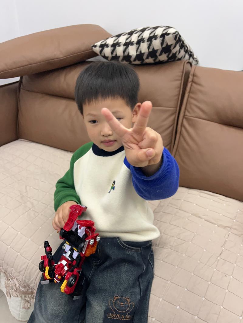 小二班马旭.jpg 小二班马旭.jpg