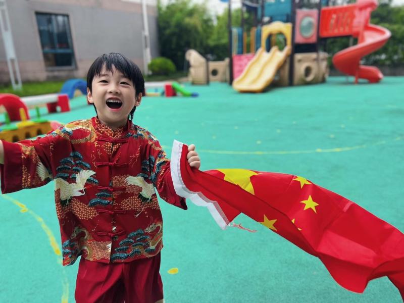 陆慕沄.png 陆慕沄.png