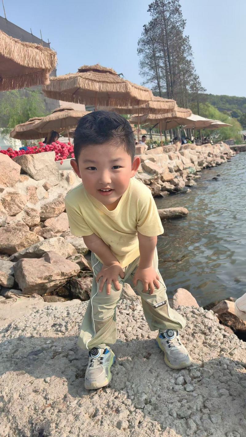 王添喆.jpg 王添喆.jpg