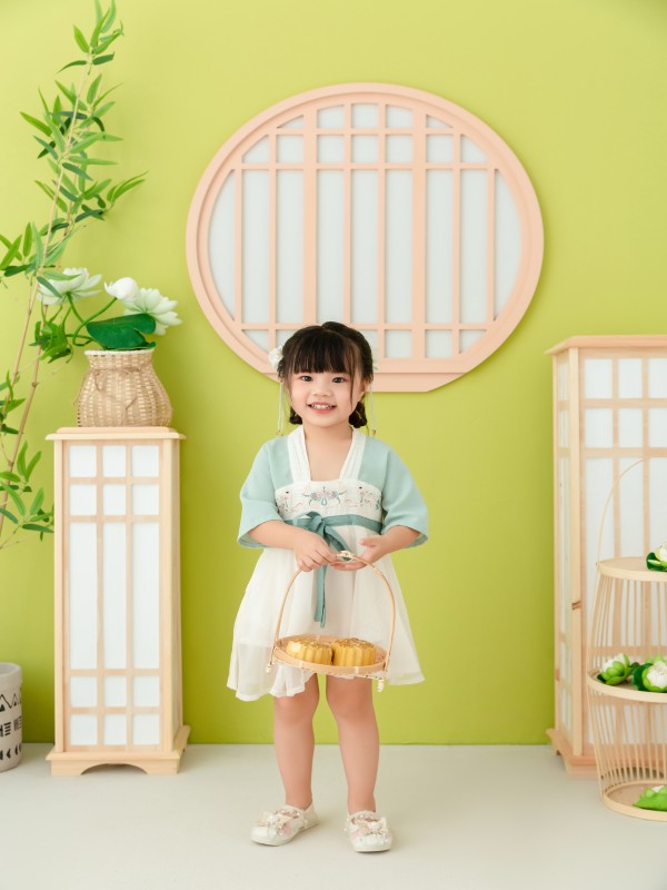 小一班:徐若伊(编辑后).jpg 小一班:徐若伊(编辑后).jpg