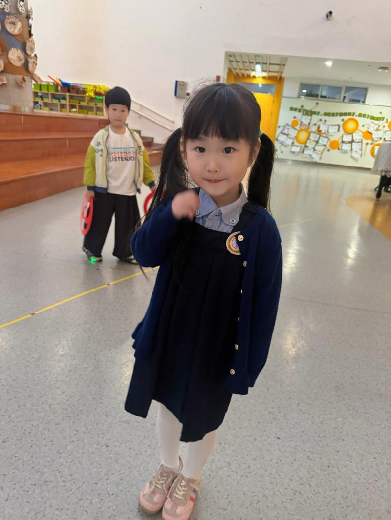 中一班 邹晨希.jpg 中一班 邹晨希.jpg