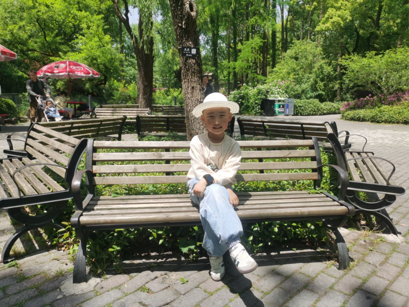 程郑彧.png 程郑彧.png