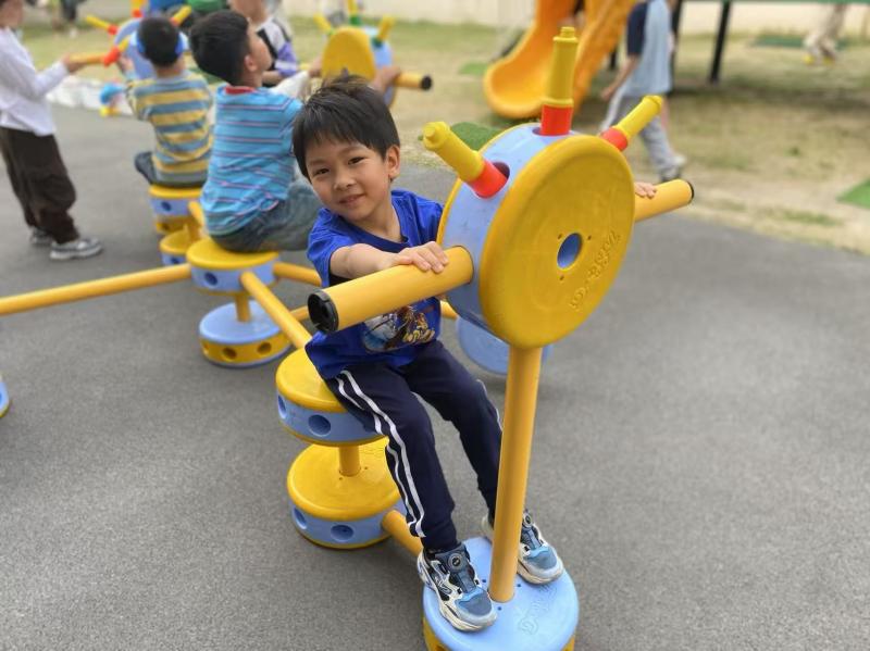 虞祎.jpg 虞祎.jpg